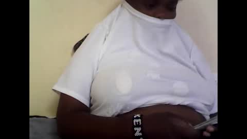 Snapshot of africanwoman2 chatting on February 2026 01:17:01 PM africanwoman2 online show from February 2026 01:17:01 PM