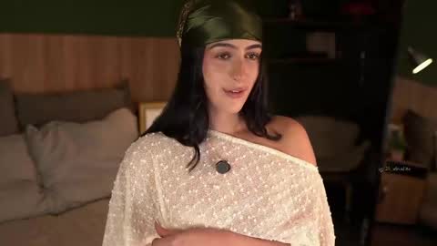 Emma online show from May 2026 11:13:01 PM