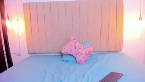 Snapshot of afrodita_house chatting on December 2025 07:40:02 PM afrodita_house online show from December 2025 07:40:02 PM