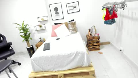 Afrodita online show from January 2025 11:24:01 AM