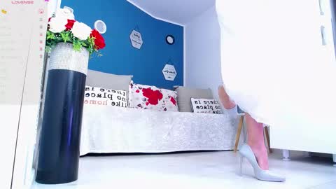 Snapshot of afroditha_ chatting on November 2025 12:16:02 PM Amalia online show from November 2025 12:16:02 PM