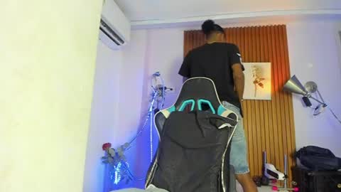 Snapshot of afrowayuu chatting on June 2026 05:56:02 PM afrowayuu online show from June 2026 05:56:02 PM