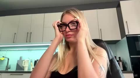 Mila -call me cute online show from June 2026 09:14:02 PM