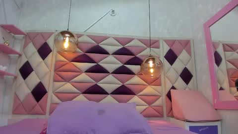 Snapshot of agata_01_ chatting on March 2025 12:01:01 PM Ana online show from March 2025 12:01:01 PM