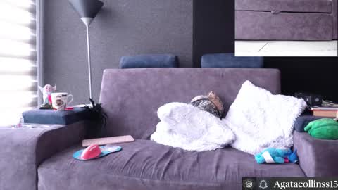 Agata Collinss online show from October 2025 07:49:01 PM