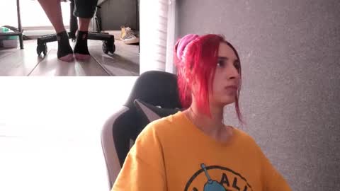 Agata Collinss online show from January 2026 12:53:02 PM