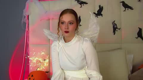 Snapshot of agatafoxley chatting on October 2025 07:05:02 AM AgataFoxley online show from October 2025 07:05:02 AM