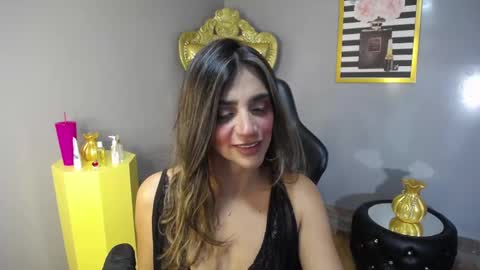 Snapshot of agatha_brooks_t chatting on November 2025 12:26:01 PM AGATHA online show from November 2025 12:26:01 PM