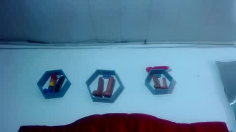 CAROLINA online show from February 2025 08:10:01 PM