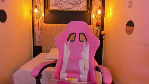 Snapshot of agatha_rusell chatting on March 2025 12:18:02 AM agatha online show from March 2025 12:18:02 AM