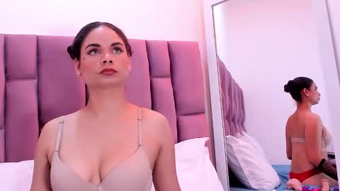 Agatha Mendoza online show from December 2024 05:58:02 PM