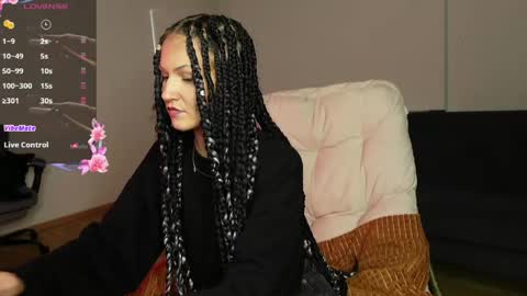Snapshot of agelina_summer chatting on May 2026 09:42:01 PM Agelina Lilly Laura online show from May 2026 09:42:01 PM
