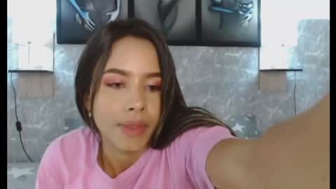 Snapshot of aghata_walkerl chatting on January 2025 01:52:01 AM aghata walkerl online show from January 2025 01:52:01 AM