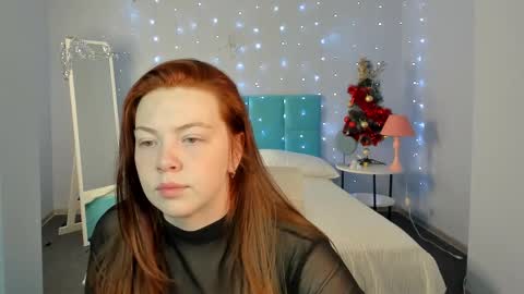 Agnia White online show from December 2025 03:23:01 AM