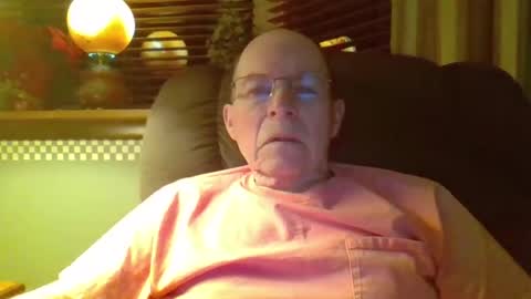 Snapshot of aguynrkfrd chatting on December 2024 10:28:02 AM aguynrkfrd online show from December 2024 10:28:02 AM