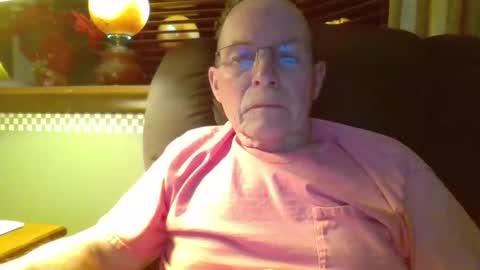 Snapshot of aguynrkfrd chatting on December 2024 03:55:02 AM aguynrkfrd online show from December 2024 03:55:02 AM