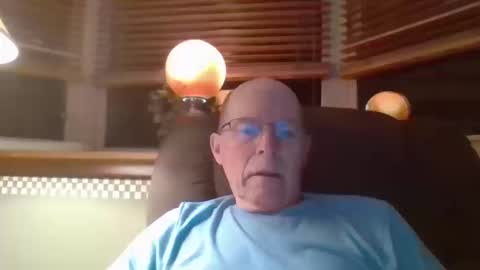 Snapshot of aguynrkfrd chatting on October 2025 09:52:01 AM aguynrkfrd online show from October 2025 09:52:01 AM