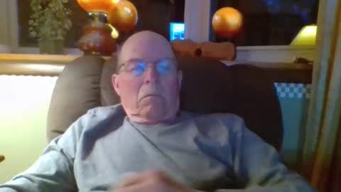 aguynrkfrd online show from May 2026 09:49:02 AM