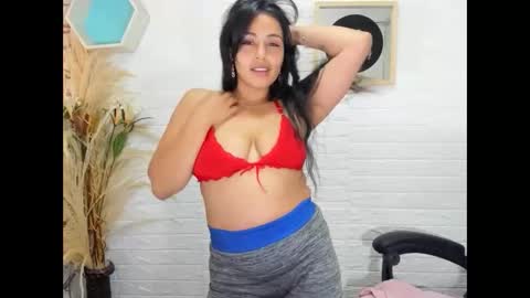 Snapshot of ahisha09 chatting on January 2025 06:21:01 PM Ahisha online show from January 2025 06:21:01 PM