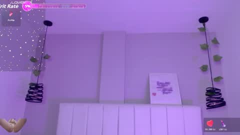 Snapshot of ahri_roux chatting on November 2025 10:21:02 PM ahry online show from November 2025 10:21:02 PM