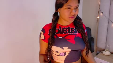 AHSLY online show from April 2026 12:02:01 PM