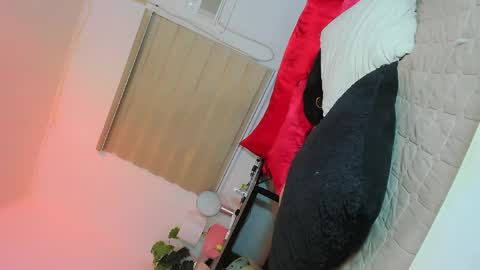 Snapshot of ahtisa_khalifa chatting on May 2026 08:21:01 AM AHTISA online show from May 2026 08:21:01 AM