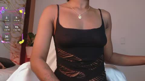 Ahvi Ebony online show from July 2026 12:52:01 PM