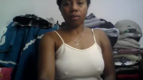 Aicha boobs online show from June 2026 12:28:01 AM