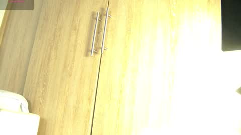 Snapshot of aidaadams chatting on November 2025 11:54:01 AM Aida online show from November 2025 11:54:01 AM