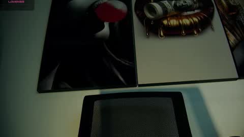 Snapshot of aidaadams chatting on November 2025 10:18:02 AM Aida online show from November 2025 10:18:02 AM