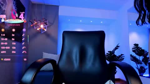 aidajoness online show from December 2025 11:44:01 PM