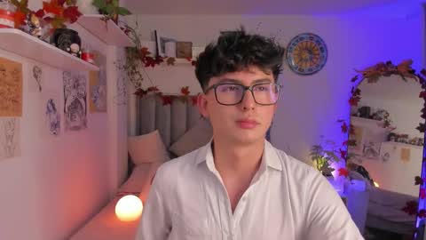 A H  online show from November 2025 01:33:02 AM