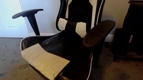 aidark16 online show from October 2025 08:26:01 PM