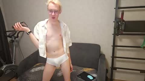 aiden_gr online show from January 2025 06:43:02 PM