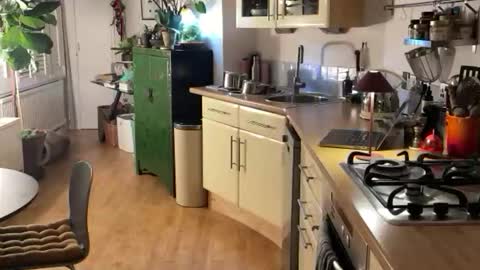 Spicyla online show from October 2025 06:53:02 PM