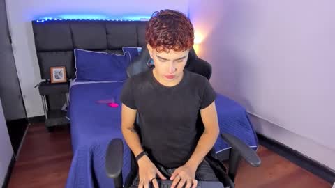 Snapshot of aiiden_15 chatting on November 2025 12:52:01 PM Aiden online show from November 2025 12:52:01 PM