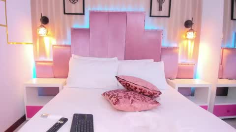 Aylin Stonn online show from May 2026 05:17:02 PM