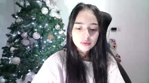 Snapshot of aineangeel chatting on February 2025 12:58:02 AM AINE online show from February 2025 12:58:02 AM