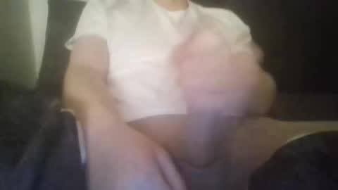 Snapshot of ainznico chatting on September 2025 09:08:02 PM ainznico online show from September 2025 09:08:02 PM