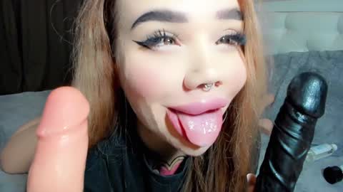 Snapshot of aira_vi chatting on January 2025 02:15:01 AM Aira online show from January 2025 02:15:01 AM