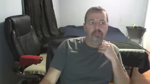 Snapshot of airbornelunsford39 chatting on February 2026 01:13:01 AM Daddy online show from February 2026 01:13:01 AM