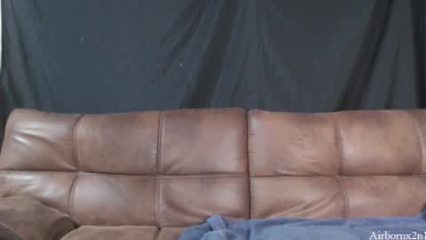 Leo  Airborn  Sir  Daddy online show from October 2025 04:18:02 AM