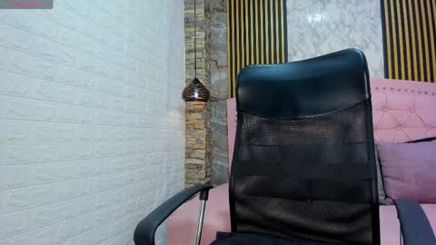 aisha__cambell online show from April 2026 09:40:01 AM