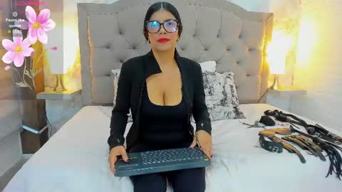 Snapshot of aisha__cambell chatting on July 2026 12:00:02 PM aisha__cambell online show from July 2026 12:00:02 PM