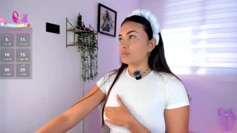 Aisha online show from July 2026 07:49:02 PM