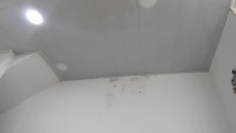 Katie   online show from December 2024 01:40:02 PM