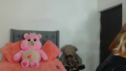 Snapshot of aisha_sex222 chatting on September 2025 09:49:01 PM aisha_sex222 online show from September 2025 09:49:01 PM