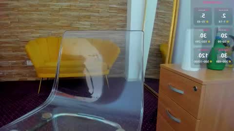 Aisha online show from October 2025 04:37:01 AM