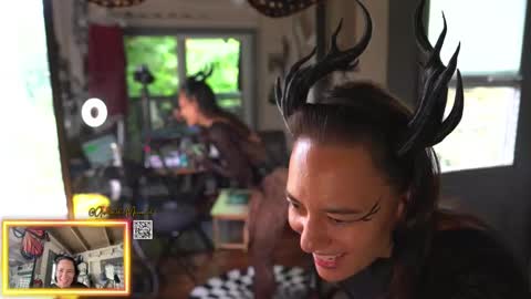 Snapshot of aishathemermaid chatting on March 2025 10:48:02 PM Aisha the Mermaid online show from March 2025 10:48:02 PM