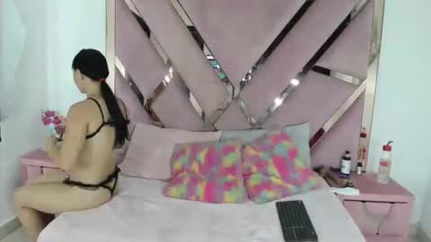 Snapshot of aishaxht chatting on May 2026 09:20:01 PM aishaxht online show from May 2026 09:20:01 PM